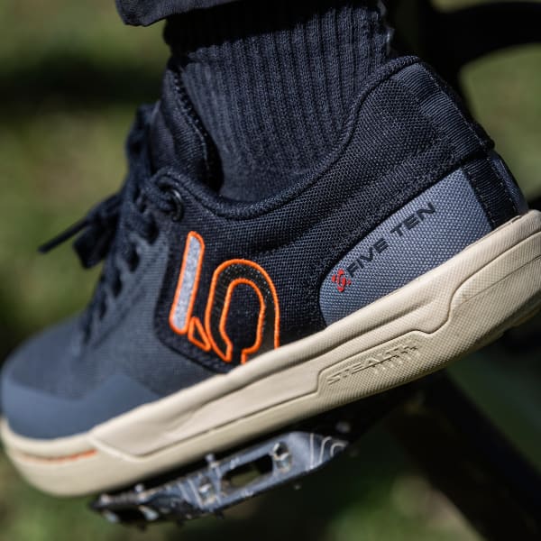 Adidas Five Ten Freerider Pro Canvas Mountain Bike Shoes BUY IN SINGAPORE