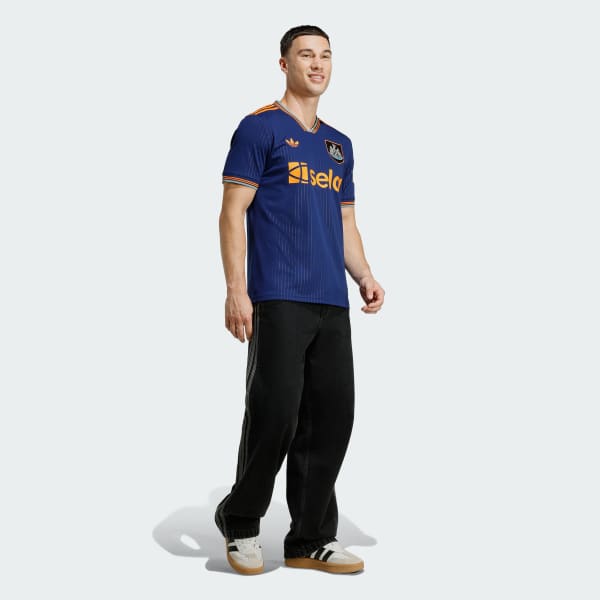 Azul Tercera camiseta del Newcastle United FC, temporada 2025/2026