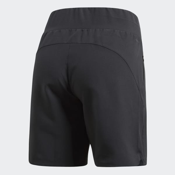 pantaloncini adidas al ginocchio