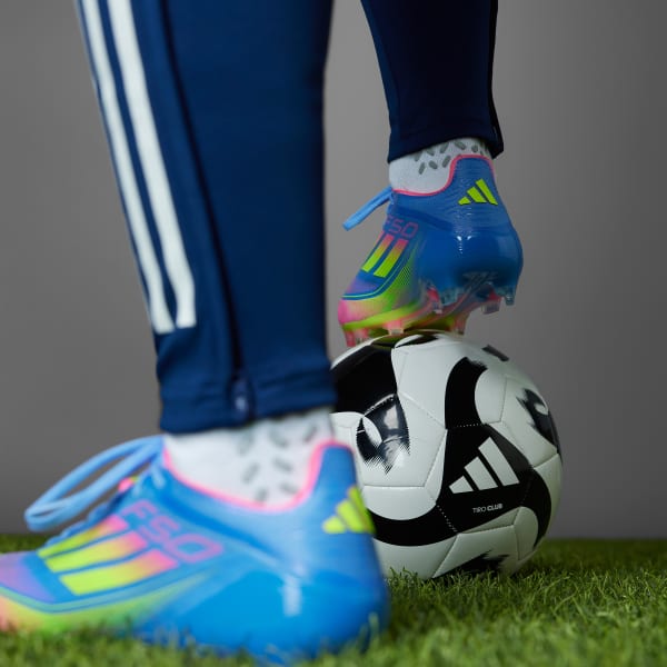 Chuteira F50 Elite Campo - Azul adidas | adidas Brasil