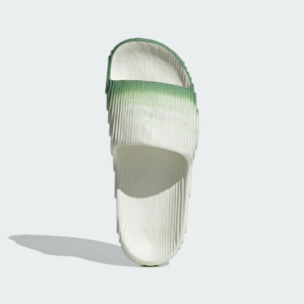 Bege Chinelo Adilette 22