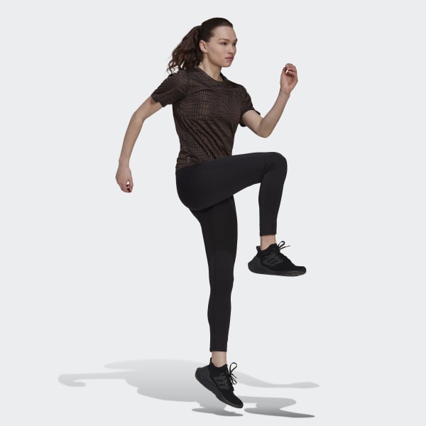 Black Run Icons Crocodile Print Running Tee S3914