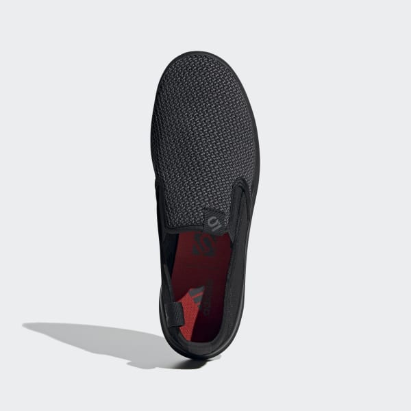 five ten sleuth slip on