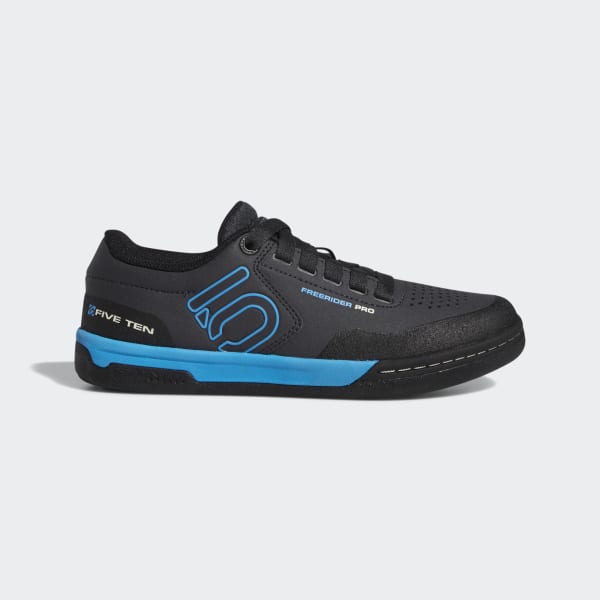 brooks ghost neutral