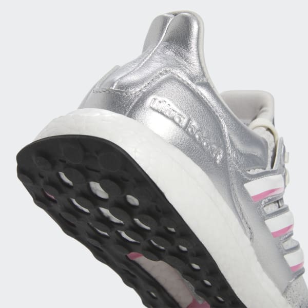 Grau Ultraboost 1.0 x Disney 100 Laufschuh