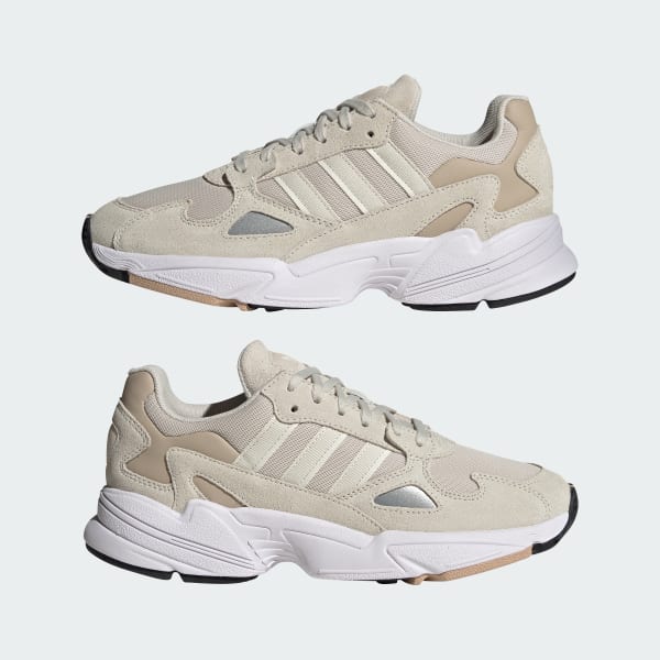Adidas falcon hombre beige on sale