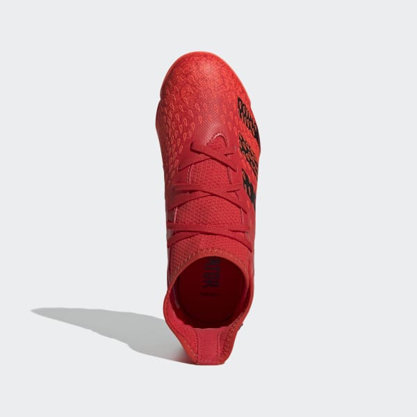 Rojo Guayos Predator Freak.3 Pasto Sintético