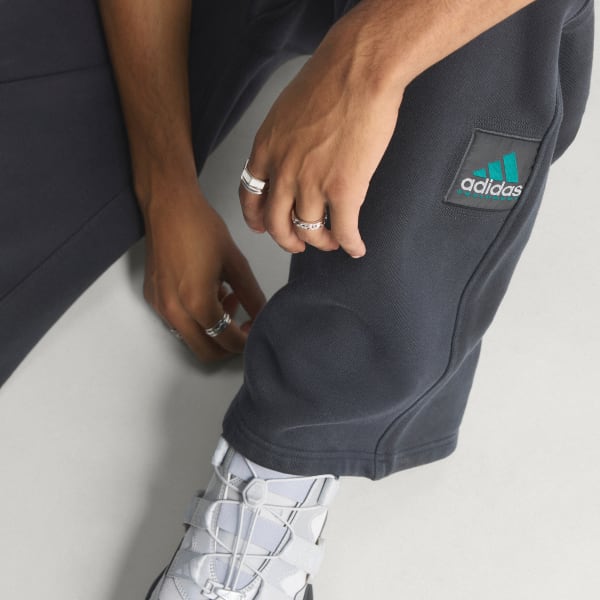 cierna TEPLÁKY ADIDAS EQUIPMENT OPEN HEM