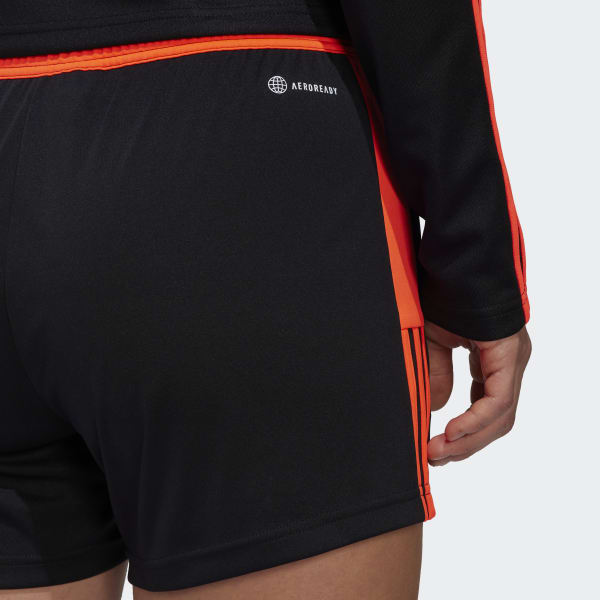 Noir Tiro Essentials Shorts VM371