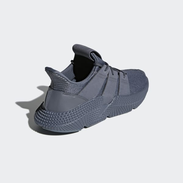 tenis adidas prophere cinza