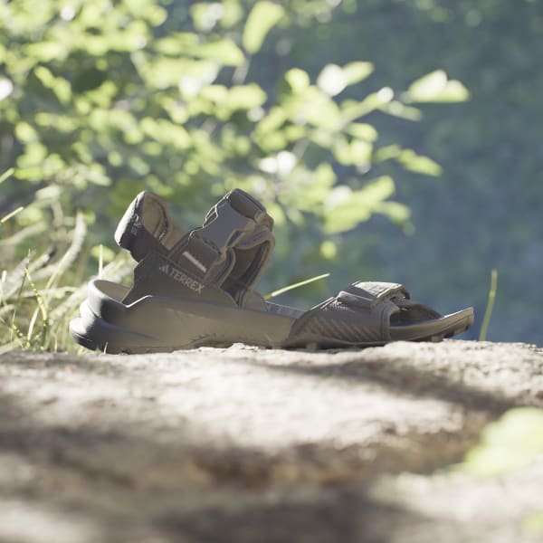 【adidas】ユニセックス◇TERREX HYDROTERRA SANDALS サンダル adidas Terrex Hydroterra Sandals - Black | Free Shipping