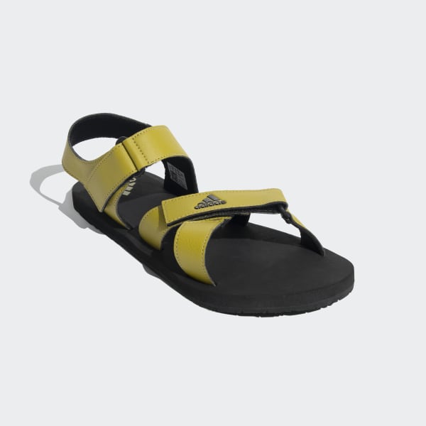 Black HENGAT SANDALS