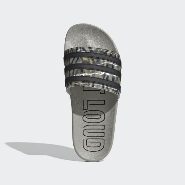 Adidas adilette out 2025 loud