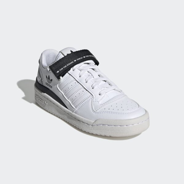 White Forum Low Shoes LWC22