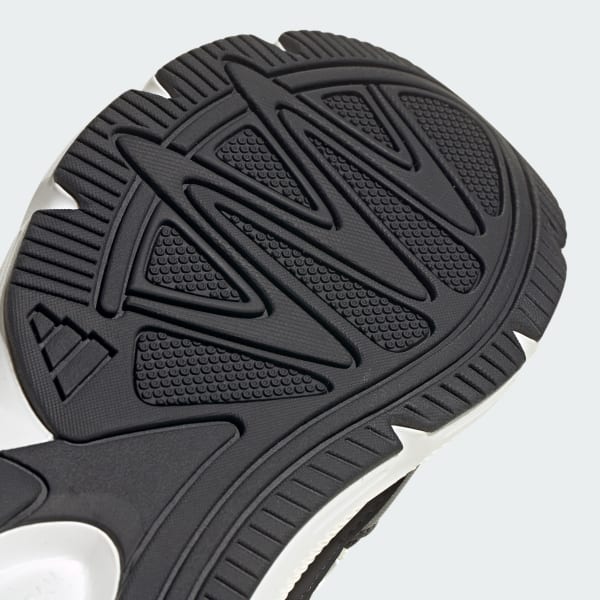 ◆韓国大人気◆ ◆ADIDAS◆ Crazy Caos 2000 - Core Black adidas Crazychaos 2000 Sneakers - Black | Free Shipping with