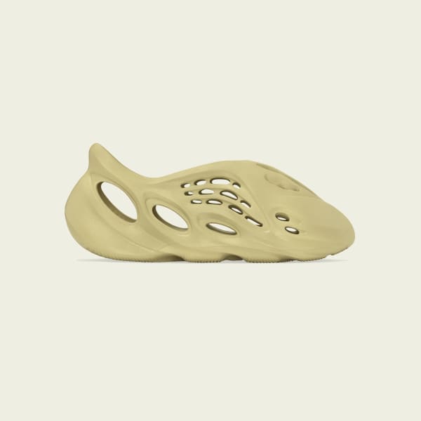 アディダス YZY FOAM RNR ADULTS - グリーン | アディダス ジャパン