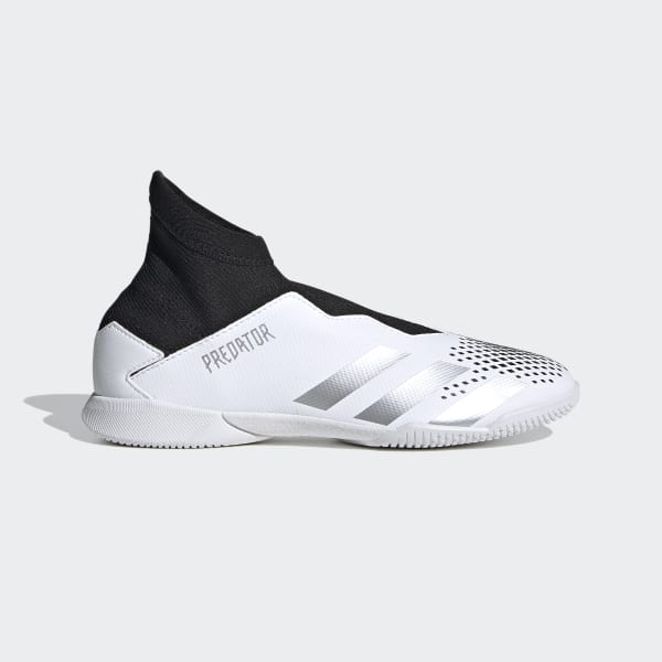 laceless futsal shoes