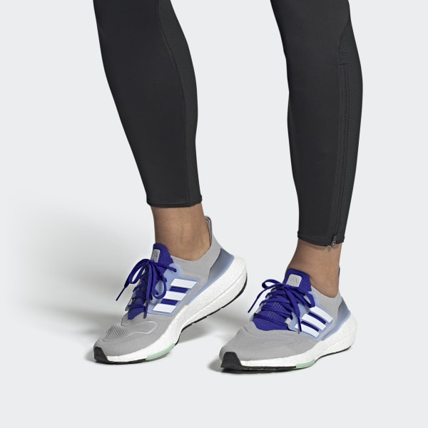 gris Chaussure Ultraboost 22