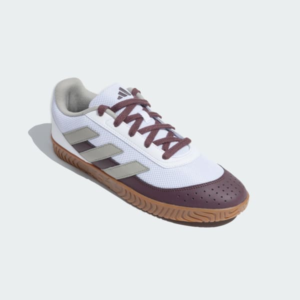 White Pivot Court M