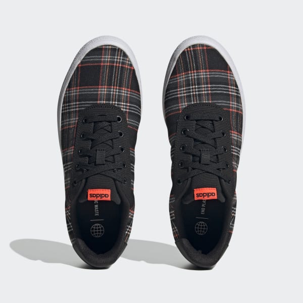 Black Vulc Raid3r Lifestyle Skateboarding 3-Stripes Branding Shoes