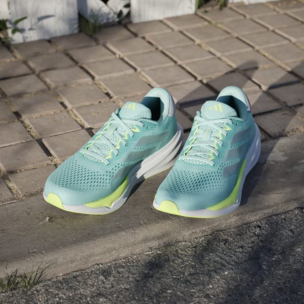 Turquoise Supernova Stride 2.0 Running Shoes