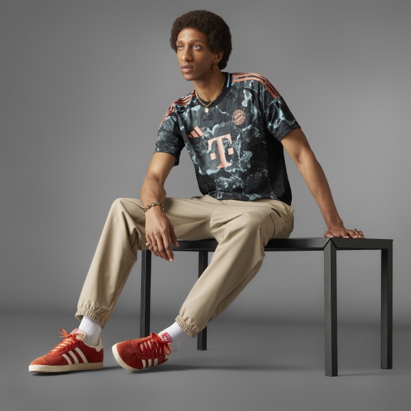 バイエルン・ミュンヘン 02-04 アウェイユニフォーム Mサイズ adidas FC_24-25_IZ3130_dbHM8.tiff.jpg