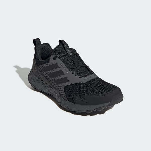 Schwarz Tracefinder Trailrunning-Schuh