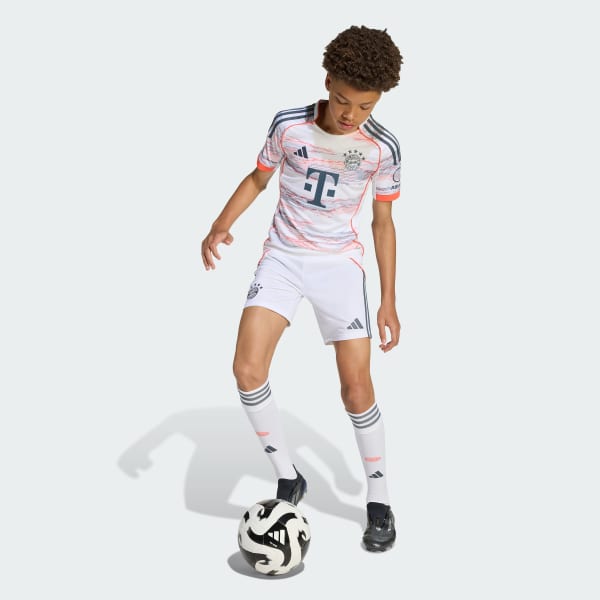 Blanc Short extérieur FC Bayern 25/26 Enfants