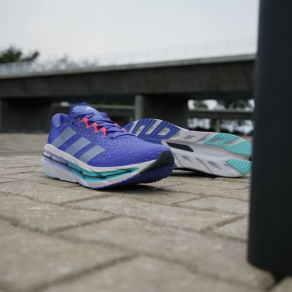 Azul Zapatillas de Running Adistar Byd