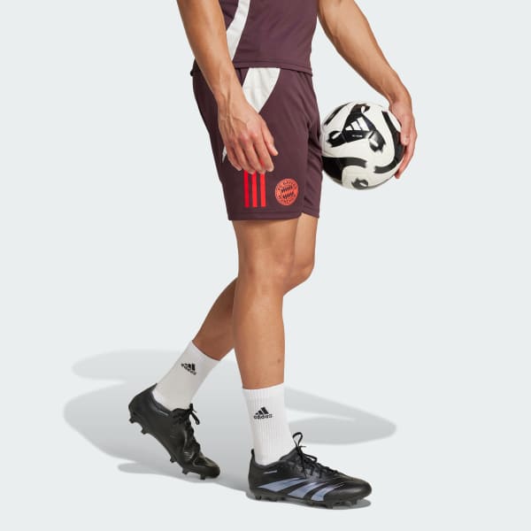 レッド FCバイエルン ティロ 24 トレーニングショーツ