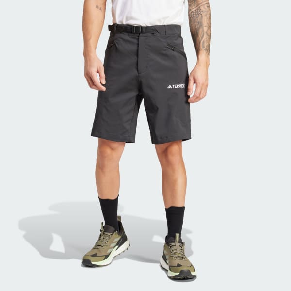 Schwarz Terrex Xperior Mid Shorts