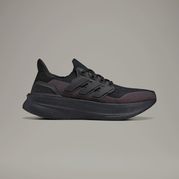 Schwarz Y-3 Ultraboost 5