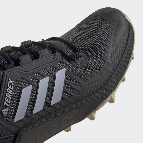 adidas terrex swift r3