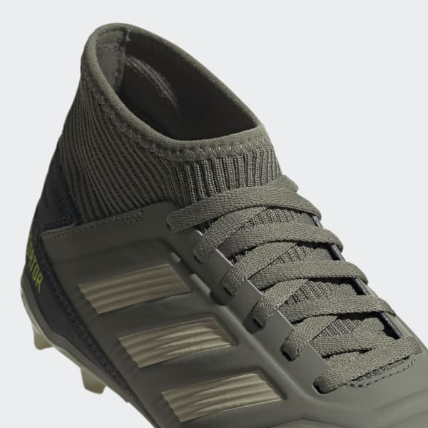 Chuteira Predator 19.3 Campo UNISSEX Verde adidas adidas Brasil
