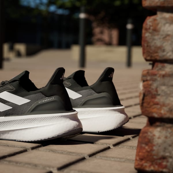 Zapatillas Ultraboost 5x Negro adidas adidas Chile