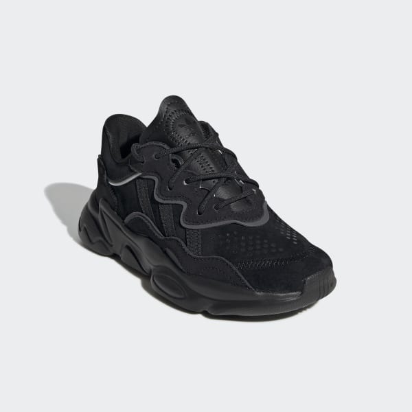 Preto Sapatos OZWEEGO