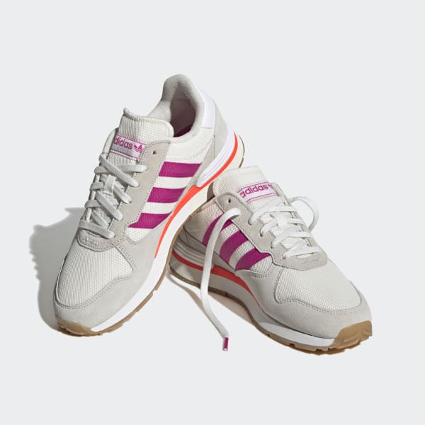 Fuchsia adidas hot sale shoes