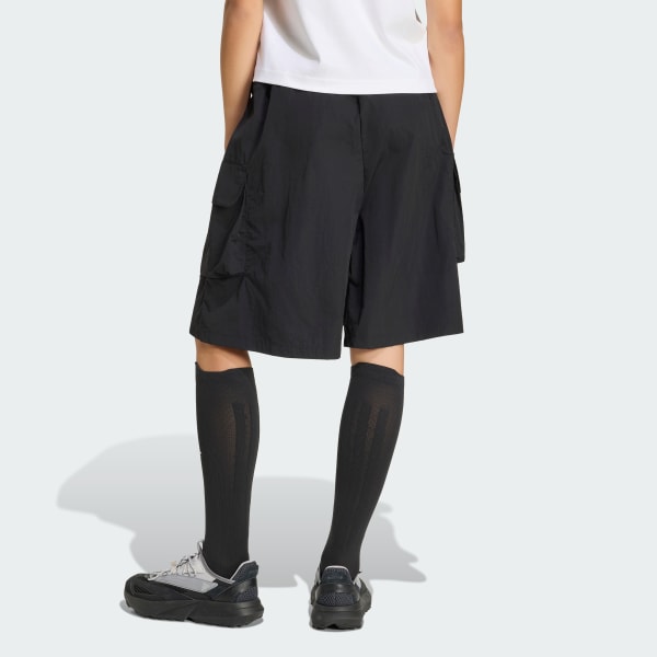 สีดำ กางเกงขาสั้น City Tech Bermuda