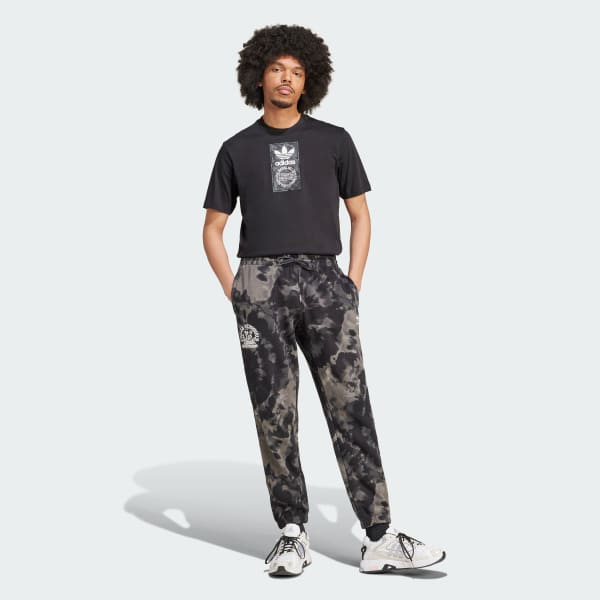 Svart Camo Label T-shirt