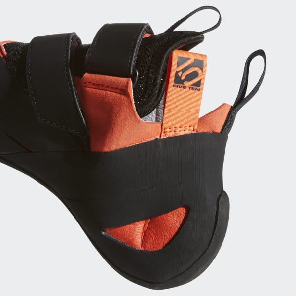 dragon adidas oranje