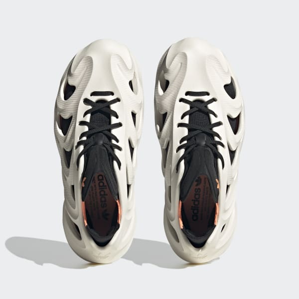 Beige Adifom Q Sko