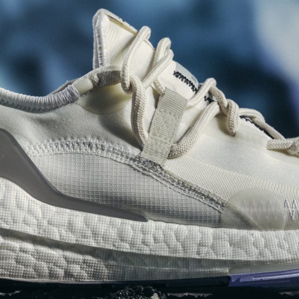 Adidas ultra best sale boost parley giá