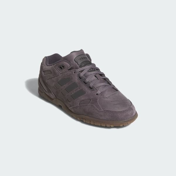 Grey Lo Pro B-ball Shoes