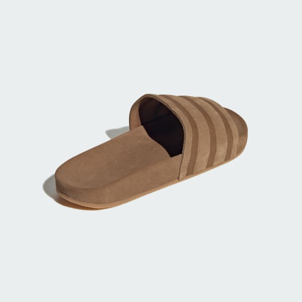Adilette suede deals