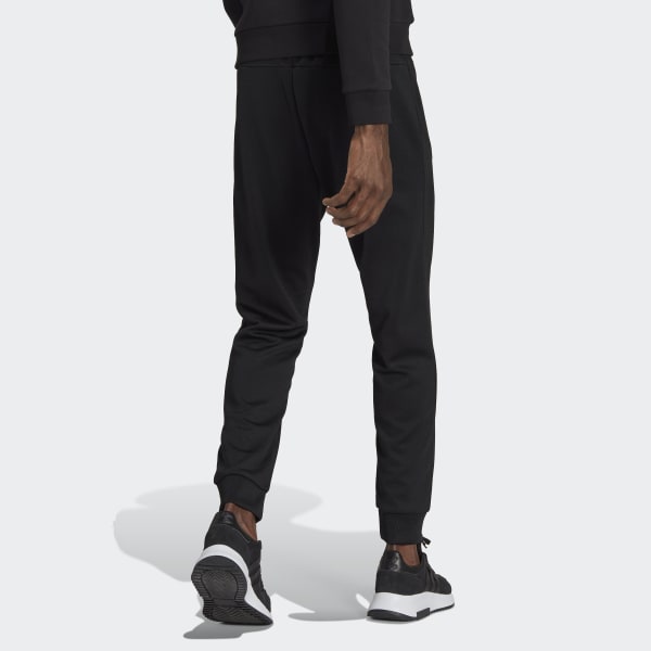 Svart Celtic FC Essentials Trefoil Track Pants