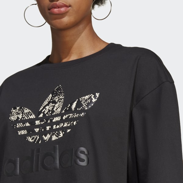 Svart Graphic Tee