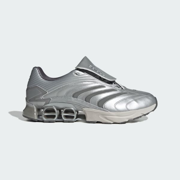 Gris Zapatilla Predator Megaride