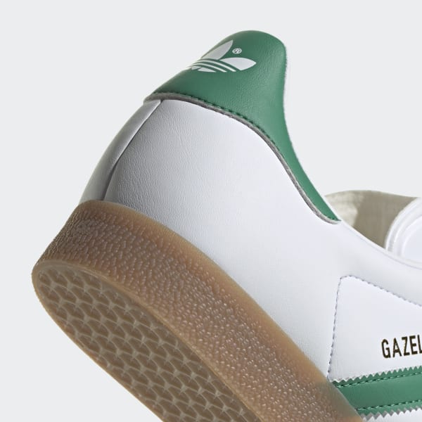 White adidas gazelle junior store