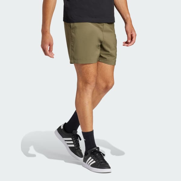 Groen Essentials Small Logo Cargo Chelsea Short