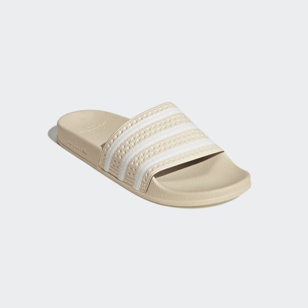 beige adilette